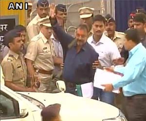 when sanjay dutt refused to wear prisoner dress
