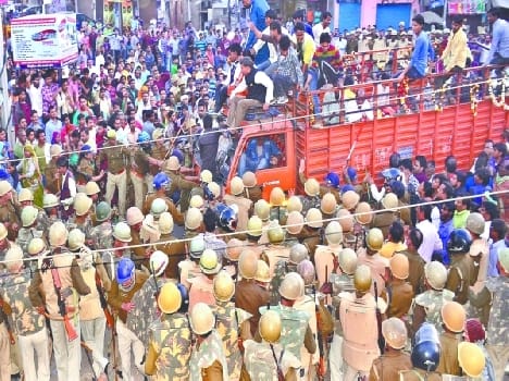 vihip leader murder in agra