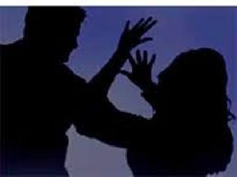 When the girls flirting in broad daylight