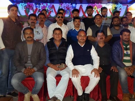government, ignore, self, stand, statue, pathankot