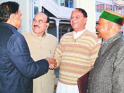 opposition walk out in himachal pradesh vidhan sabha budget session 