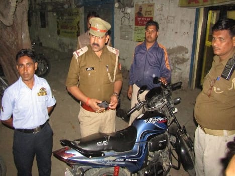 Strove to convince the guards injured