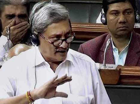 Defence Minister Manohar Parrikar speaks in the Lok Sabha on indian army in siachen glacier