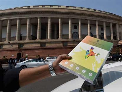 economic survey present by fin min arun jaitley in parliament's budget session, 