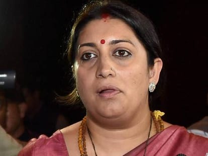 privilage motion against hrd minister smriti irani