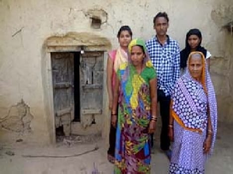 In kachri guarded , ran out of the house several families
