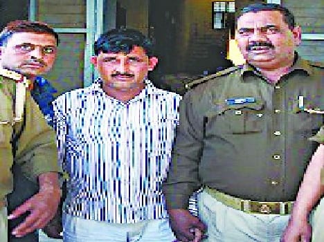 Cousin of the head with the pistol illegally arrested