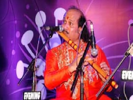 Eighty -studded evening at the wharf Surane