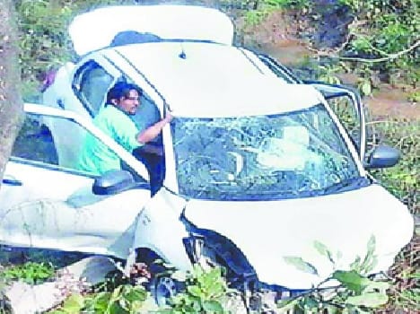 Child died in car collision