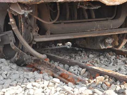 goods train derailed on karnal railway station