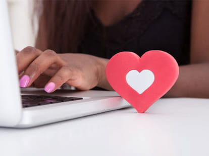 online dating sites may increase hiv says research