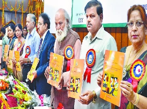 Gaiety of public life through the images shown