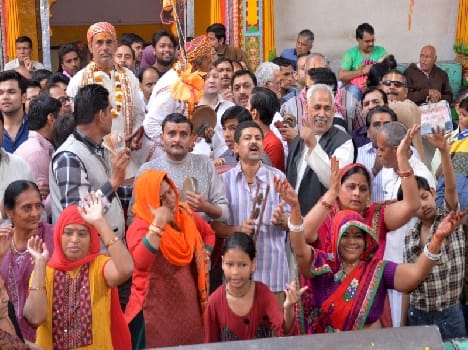 holi in brij