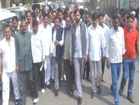 Demonstrations at the BRC teachers, conducted off school