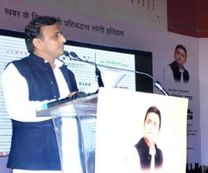 CM Akhilesh Yadav criticizes his officers.