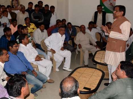 minister om parkash dhankar opposed by jat voilence victims