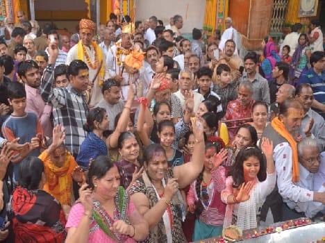holi in brij