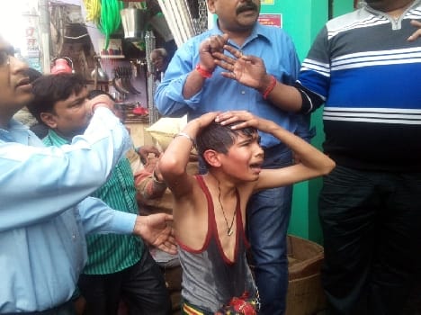 Van spilled boiling water on the kids in school, six scorched