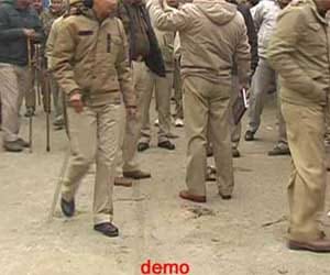 fight between tow group of people