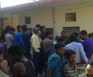 girl found in boys hostel in ayodhya