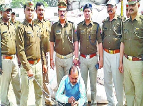 25 million smuggler caught with alcohol
