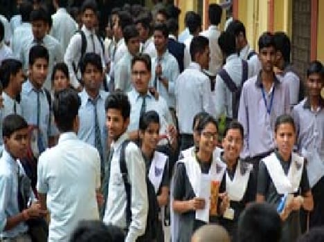 CBSE examinations , the English test paper Chke
