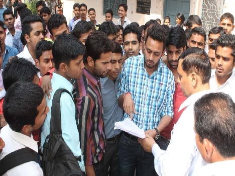rakus in dav college.