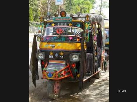 a woman passenger raped by tempo driver in deoria