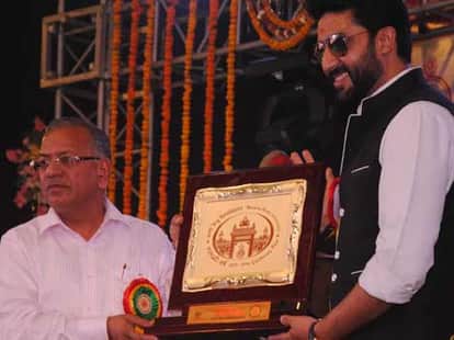 abhishek bachchan in varanasi
