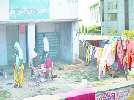 Panchayat Ghar settled at home