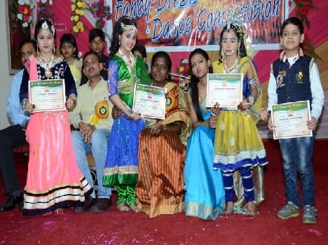 Fancy dress message of saving the environment