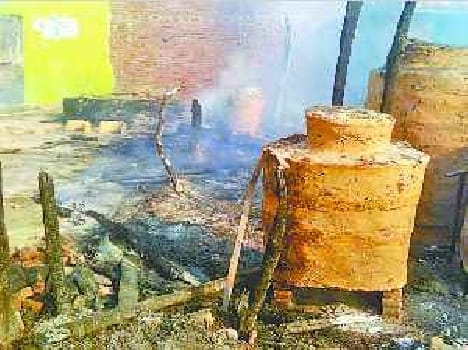 Nine houses burnt by fire